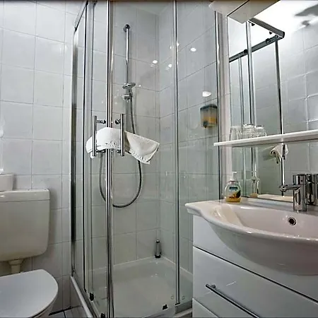 Gaestehaus Am Vogelsang Han/Misafirhane 3*