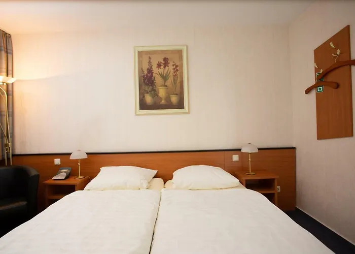 Inn Gaestehaus Am Vogelsang Kerpen (North Rhine-Westphalia)